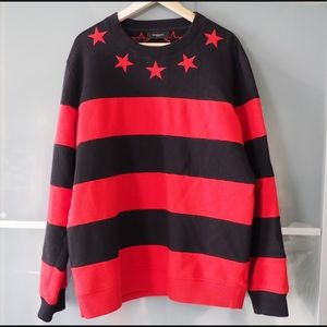 Great condition fashion Givenchy sweater!